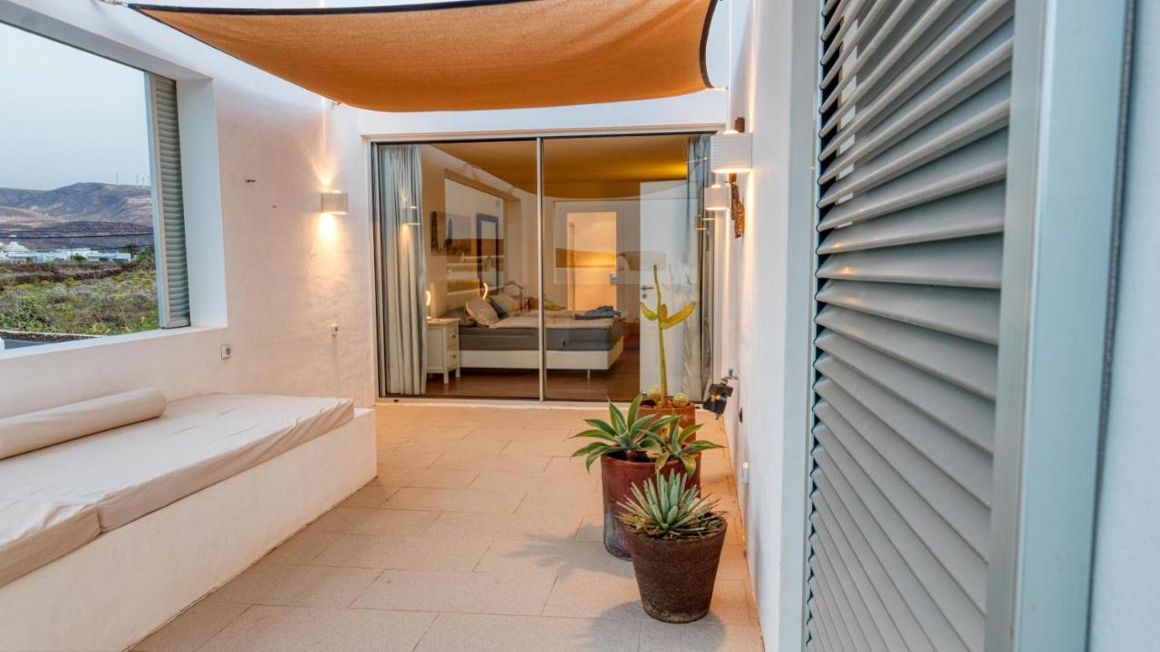 Villa Amor Costa Teguise Exterior photo